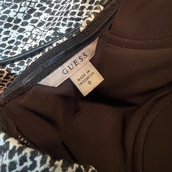 🌟HOST PICK🌟 Guess Strapless Dress with Pockets - Picture 8 of 8